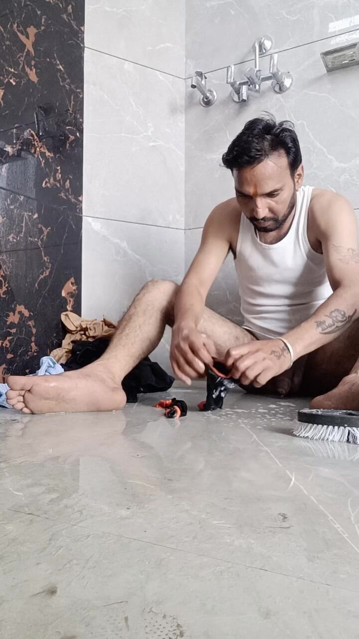 Rajasthani-old-lover: Desi young boy enjoy washing father's underwear