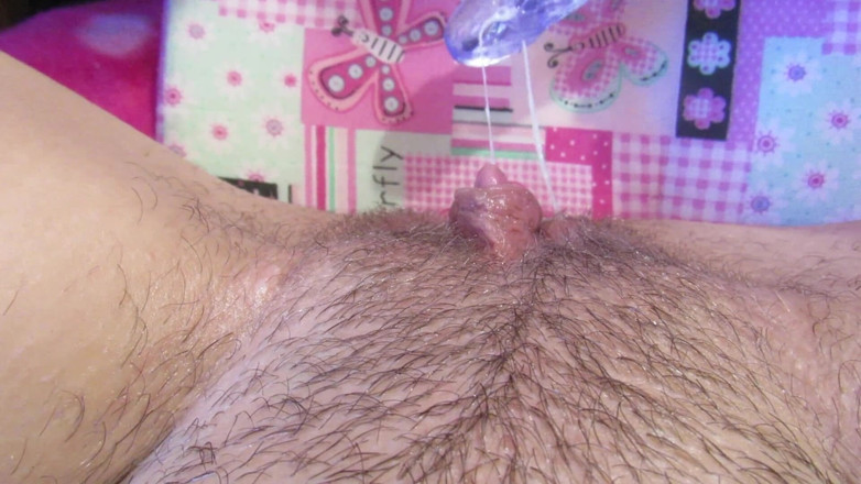 Cuteblonde666: Big clit creamy cumming on dildo