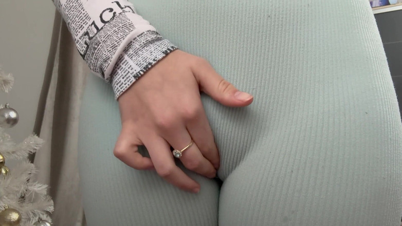 AmayaMori: Questa ragazza sexy mostra la sua figa zoccolo di cammello...