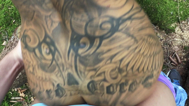 Casting66: Mila Milaoutdoorgefickt