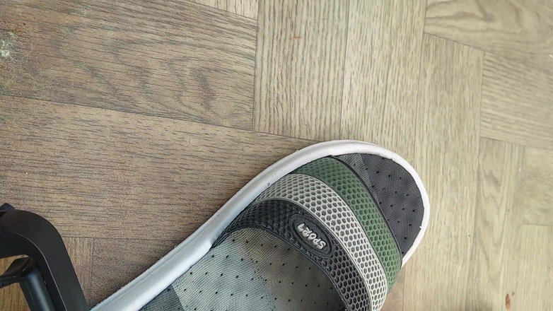 Kitty_Cross: Honění Cumshot Shemale doma druhá část Cumming Out ve druhé části