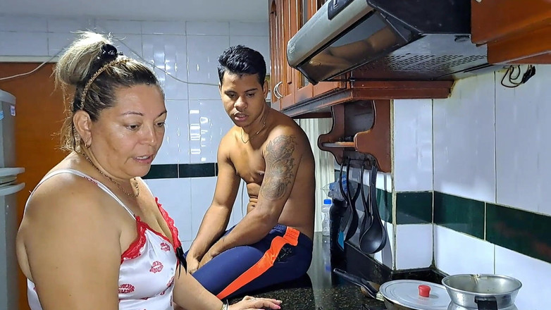 Marie Olsen: Marie știe să-și seduce fiul vitreg