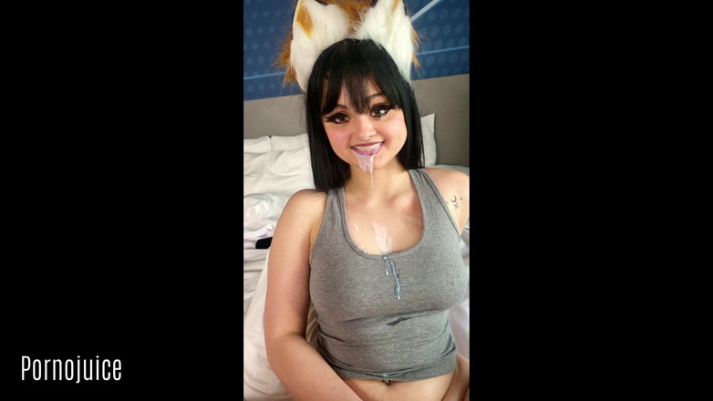 PornoJuice Faphouse: Kitty Kat wil chocolademelk met In de hoofdrol Sarah Fox