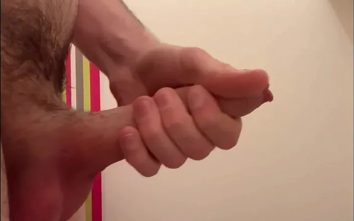 qaz11: Handjob on camera - 610