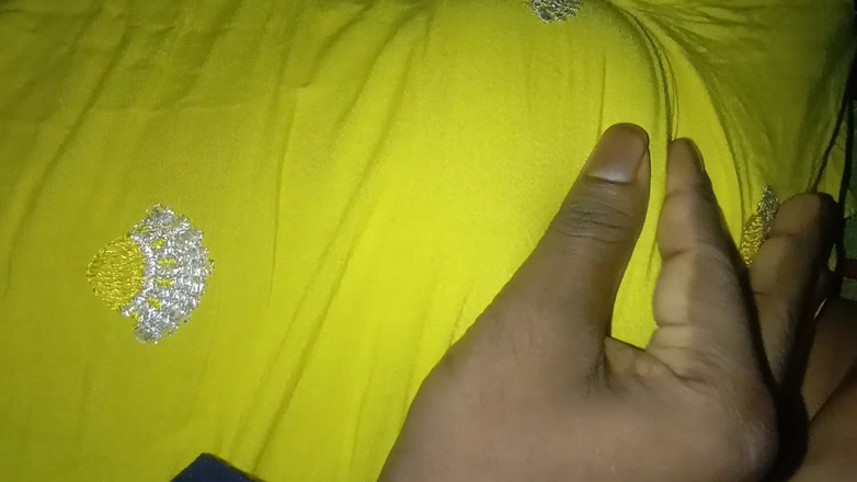 Deshi women: 18 anos, indiana linda menina do interior com tesão, fodida...