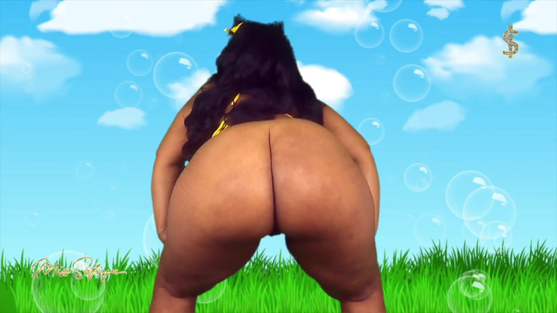 Miss-Safiya: Twerking in my Pikachu bikini