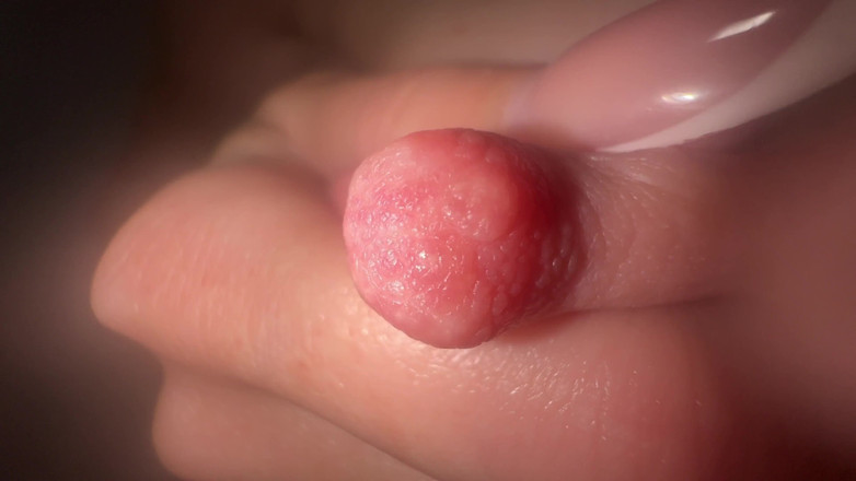 Mia Foster: Close up breastfeeding and armpit fetish