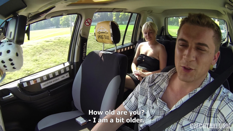 Czech Taxi: Geyser à la chatte naturelle