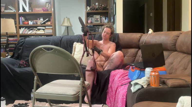 Krash_n_Babi: Luôn luôn với một cái miệng đầy đủ. Bắt đầu với trói buộc...