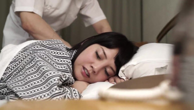 EAGLE Global: MILF Gets High-intensity Massage From Middle-aged Man with Lots of...