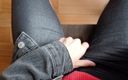 Lesbian-candys: Riskantní lesbická masturbace v kanceláři