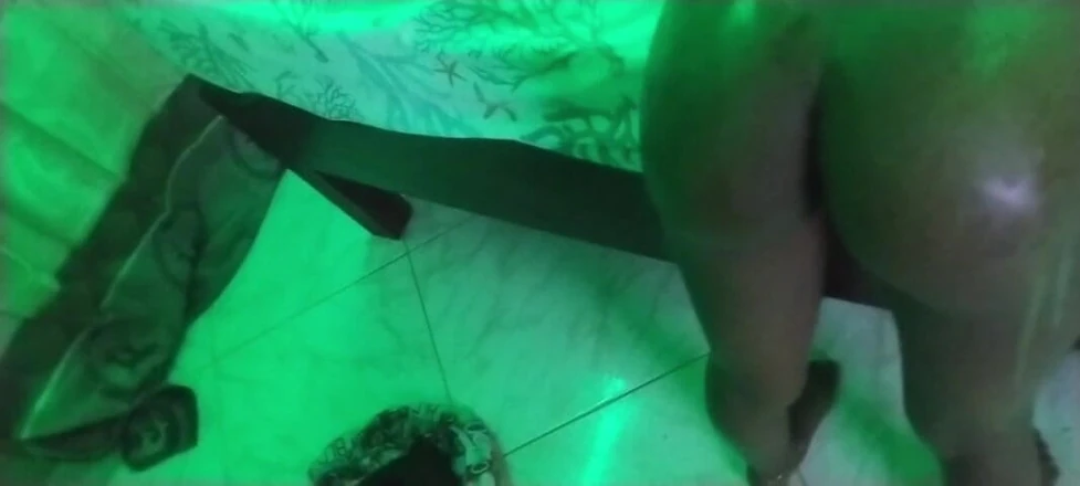 Island Bratz: Its Too Tight!!! Your Cock Too Big!!! Small Step Sister...