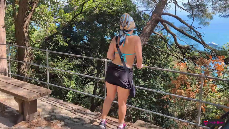 Coupleflage: Sex Och Svälja Främlingens Sperma I Tältet På Campingen