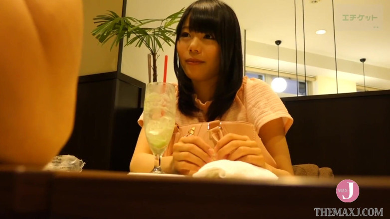 HotEntertainment: Rock 'n' roll Yuna digodain sama kue, dan yang dimaksudkan untuk...