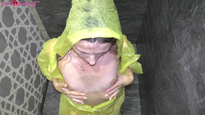 Laloka4you: Horny Girlfriend Offered Blowjob with Raincoat In Shower With Cum...
