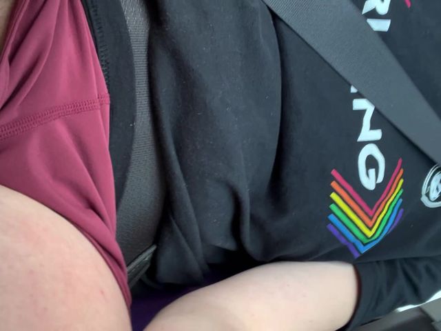 Transgirl Jacks off While Driving (Kapri 5un)