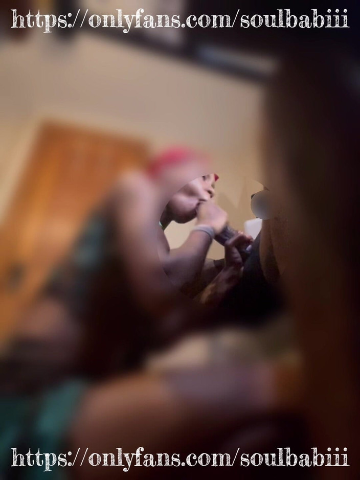 Soulbabii: Toppnivå mjölkar för hans kuk