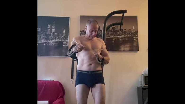 Alex Art: Prova att gå i mina skor