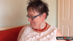 Old Nanny: AGEDLOVE - milf-süße verführt sam Uhr