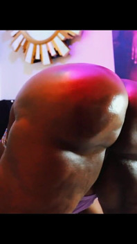 Fat Ass SSBBW Standing Twerking Oiled Ass