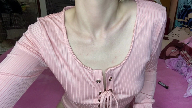 Cuteblonde666: Hot teen body tour. Super hairy babe with huge bush