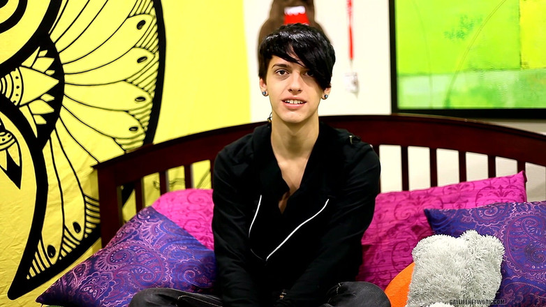 Lollipop Twinks: Emo cutie jae landen benar-benar manis!