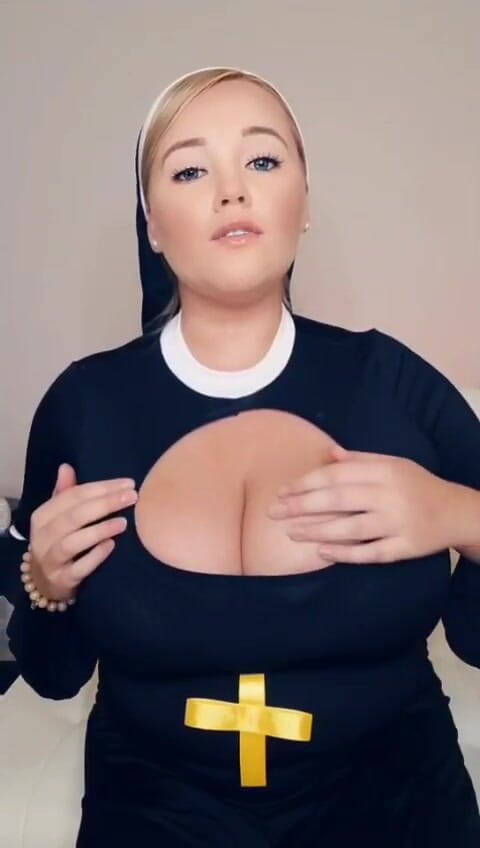 Annabelle Rogers: Soy una monja cachonda