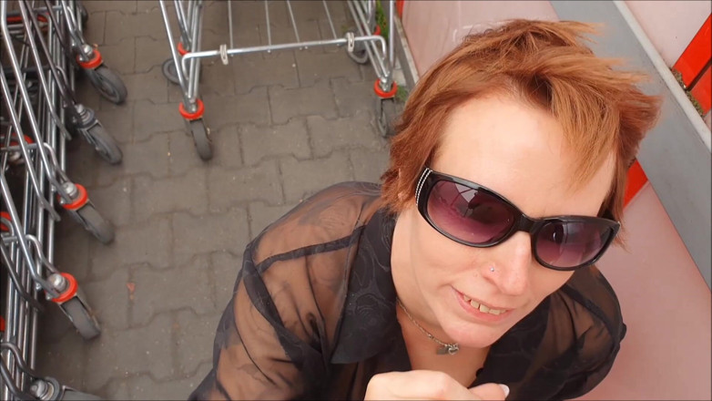 UserBitch1: Šukal jsem na parkovišti u supermarketu