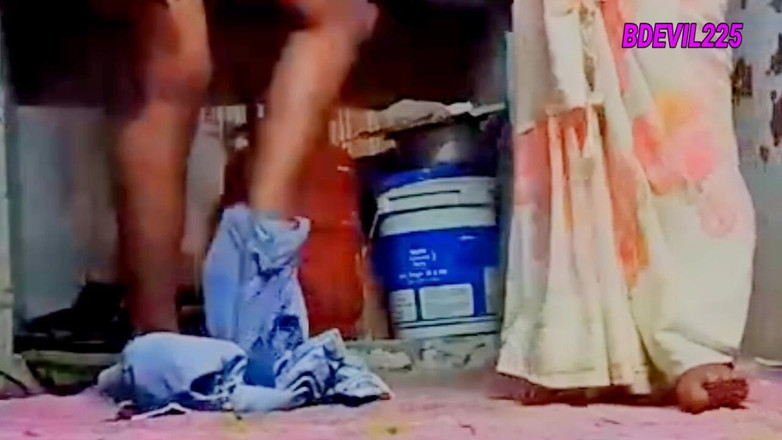 Mandadum: Desi-vrouw neukt in hardcore