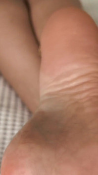 Kagumi tapak kaki kosong saya yang sempurna