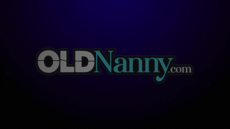 Old Nanny: Lesbianas grandes y tetonas probando un poco de diversión con...