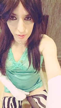 Tammysissy se excită filmându-se