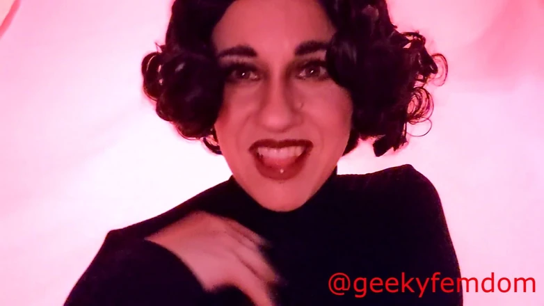 Geeky Femdom: Gölge kraliçesi Lenny ile korku terapisi