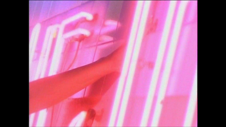 The Power of Love: Un grande cazzo duro sbatte la figa stretta bagnata