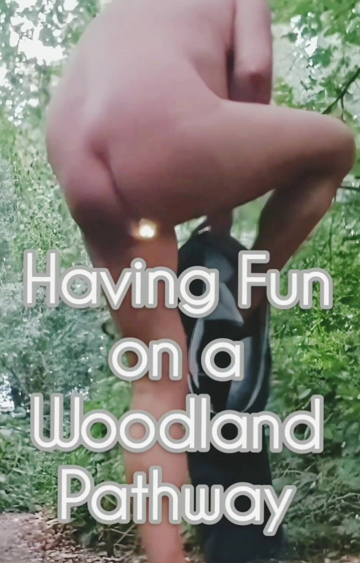 MaleModel: Woodland Buttplug with Masturbation &amp; Cum