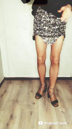 Lana Cross: Tarian Snksi