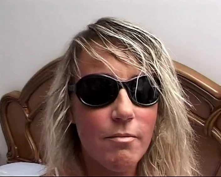 Hurricane by Roy Parsifal: The secret loves of mature and horny women - real amateur