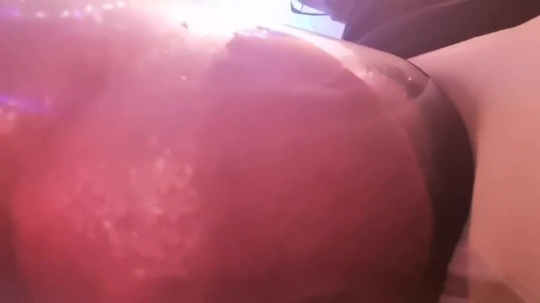Monster_Meat_: Pumpparty på egen hand