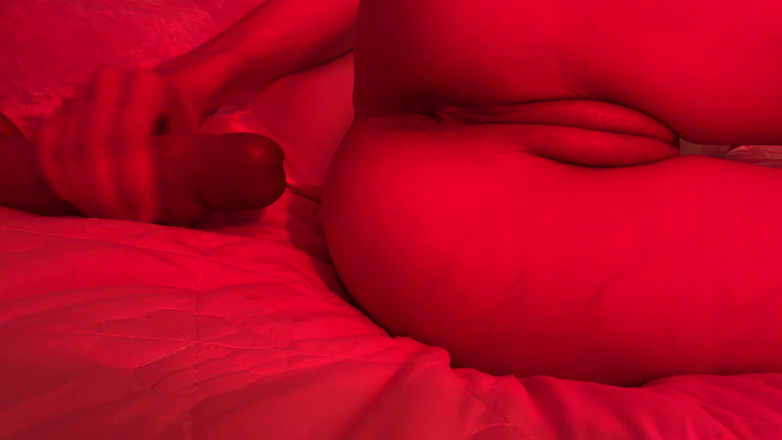 Ms_Emmy_Lynn: Red Light Masturbation Dildo Fuck Multiple Orgasms