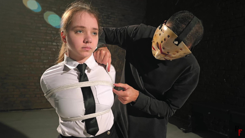 RF studio production: Arina undercover agent - missie mislukt: je bent nu een bondagespeeltje!