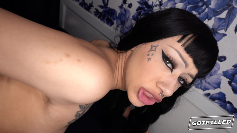 Got Filled: Am umplut curul anal cremos al lui Briella Coley