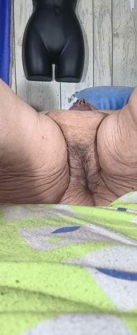 Frustration From Cleaning Got Her Pumping in-between Those Thighes Now She's After Horny Guys