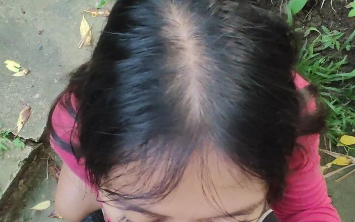 MyFilipinaGf: Sborrata dentro all'aperto per l'arrapata filippina (abbiamo quasi beccato)