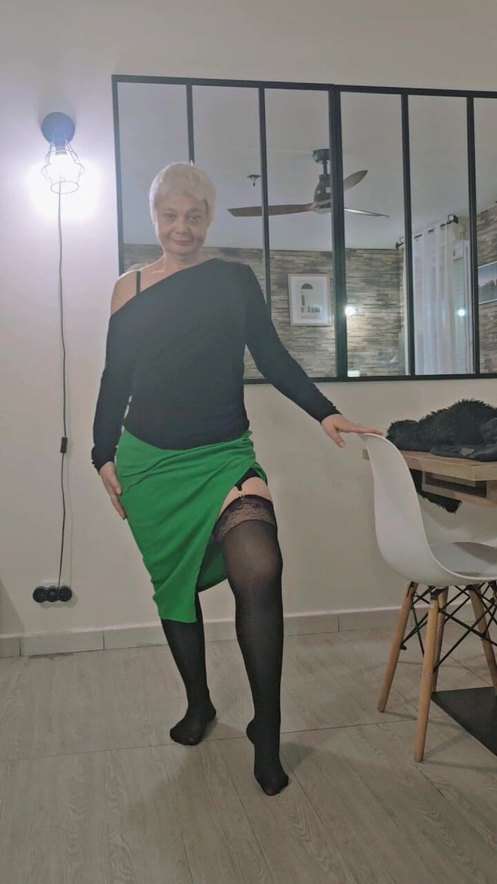 Sofy13: आपके लिए छोटी सी पट्टी चिढ़ाती है मेरे प्रिय मुझे आशा है कि आपको यह पसंद आएगा