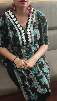 साली के सेक्सी शरीर द्वारा बहकाए गए जीजा जी ने उसकी चूत और गांड चोदी हिंदी ऑडियो