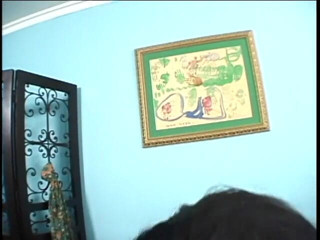 Girl on Girl: Două sexy negre cu țâțe uriașe sug clitorisul și folosesc vibratoare mari...