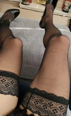 JessicaXD: 第一人称视角 女仆 手淫