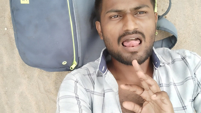 KUMBHA MANOJ KUMAR: Xhard Playing on Sand Wife Never Come so Enjoy Every...