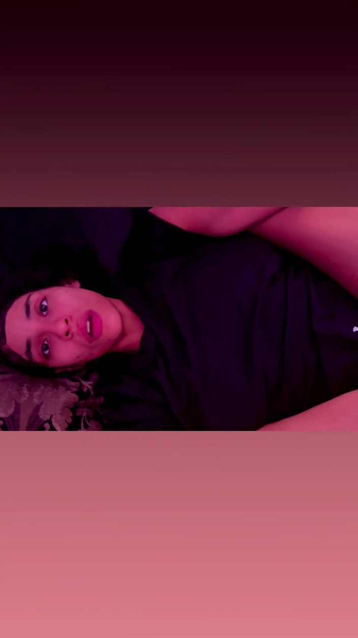 Hineydipp73: Kompilace sání čůráků a jízda na koni