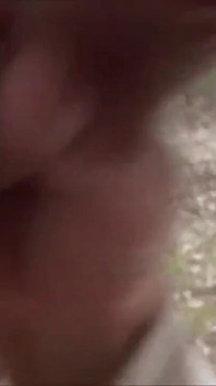 Mon mari me délaisse et me baise dans les bois, des inconnus